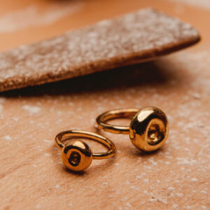 Kluska Śląska pierścionek duży mosiądz pozłacany