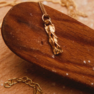 Faworek naszyjnik z łańcuszkiem