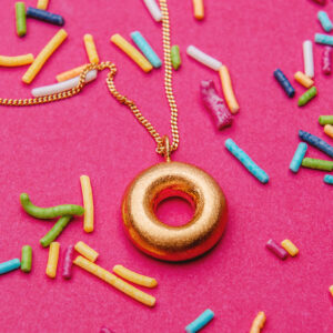 Donut duży matowy naszyjnik z łańcuszkiem