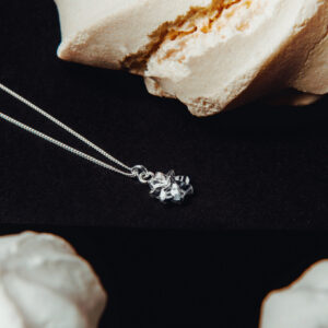 Beza naszyjnik z łańcuszkiem srebro