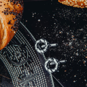 Obwarzanek <br> spinki do mankietów </br>